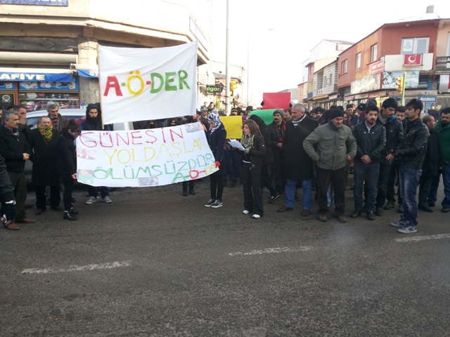 ardahan paris katliam protesto 6