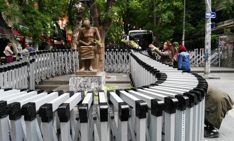 ank yuksel halkevci kadinlar cicek birakma 27.05.2017 5